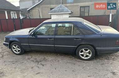 Седан Mercedes-Benz E-Class 1996 в 