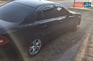 Седан Mercedes-Benz E-Class 2005 в Ужгороде