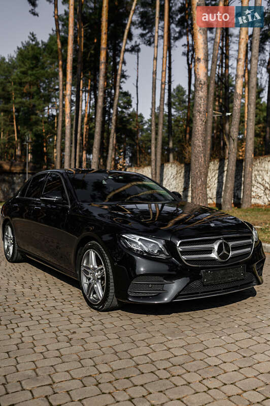 Седан Mercedes-Benz E-Class 2016 в Львові