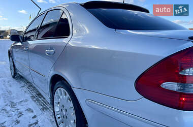 Седан Mercedes-Benz E-Class 2004 в Рівному