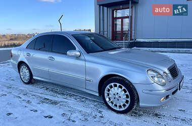 Седан Mercedes-Benz E-Class 2004 в Рівному