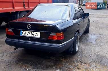 Седан Mercedes-Benz E-Class 1989 в Николаеве