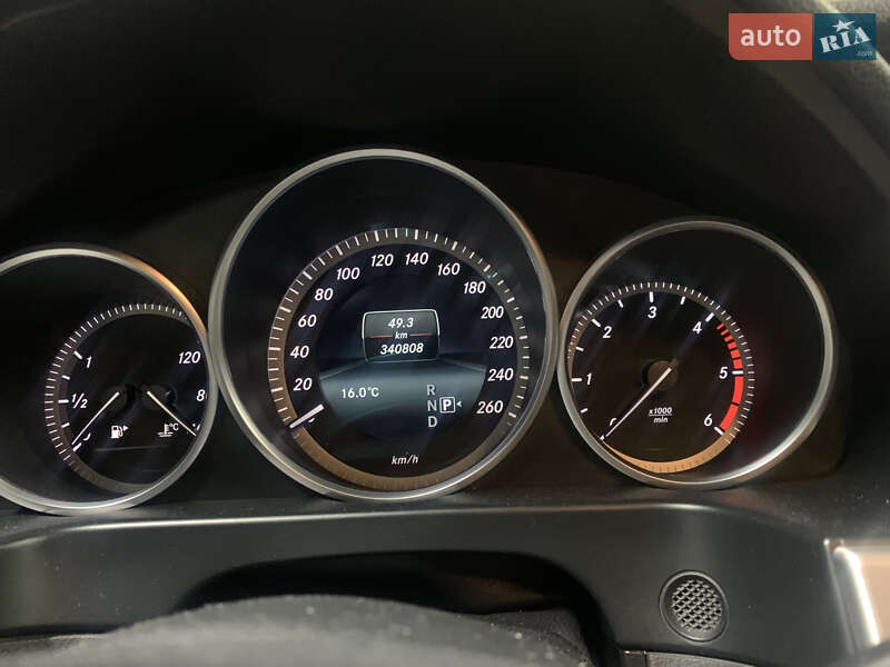 Седан Mercedes-Benz E-Class 2015 в Києві