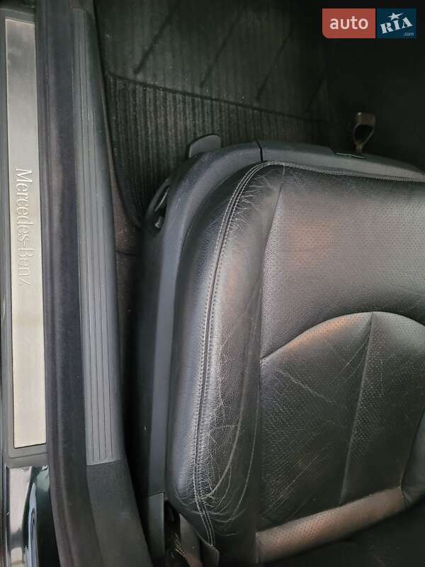 Седан Mercedes-Benz E-Class 2003 в Борщеве