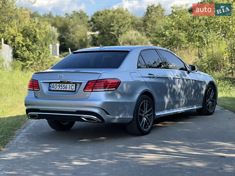 Седан Mercedes-Benz E-Class 2015 в Сваляве