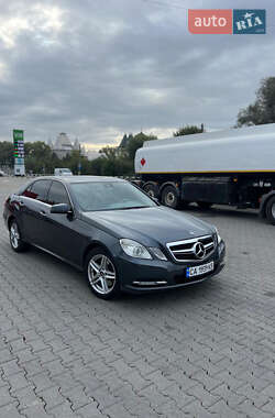 Седан Mercedes-Benz E-Class 2012 в 