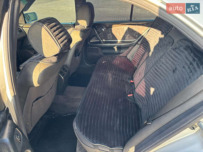 Седан Mercedes-Benz E-Class 1997 в Любешове