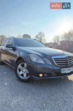 Універсал Mercedes-Benz E-Class 2011 в Одесі