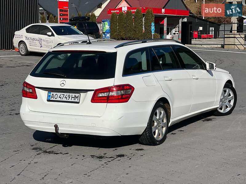 Универсал Mercedes-Benz E-Class 2012 в Хусте