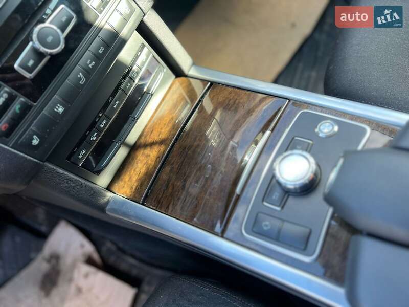Универсал Mercedes-Benz E-Class 2012 в Хусте