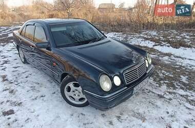 Седан Mercedes-Benz E-Class 1996 в Прилуках