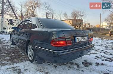 Седан Mercedes-Benz E-Class 1996 в Прилуках