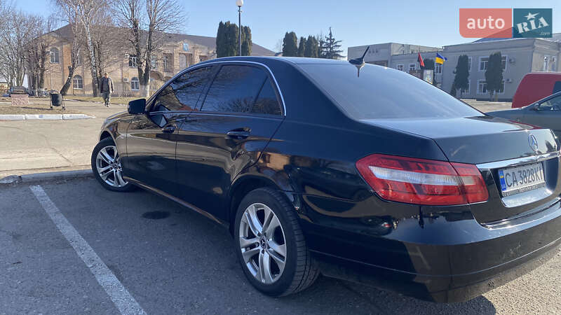 Mercedes-Benz E-Class 2010