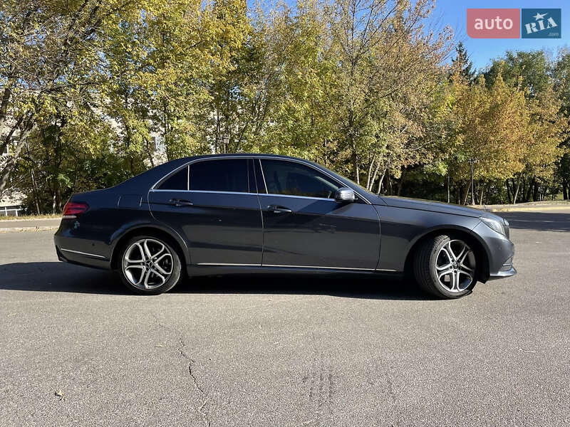 Mercedes-Benz E-Class 2015