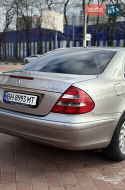 Седан Mercedes-Benz E-Class 2004 в 