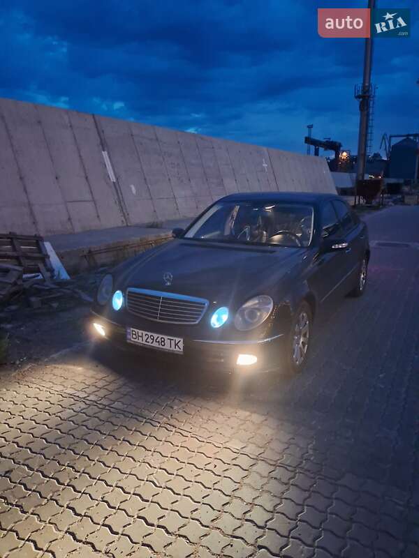 Седан Mercedes-Benz E-Class 2005 в Одесі