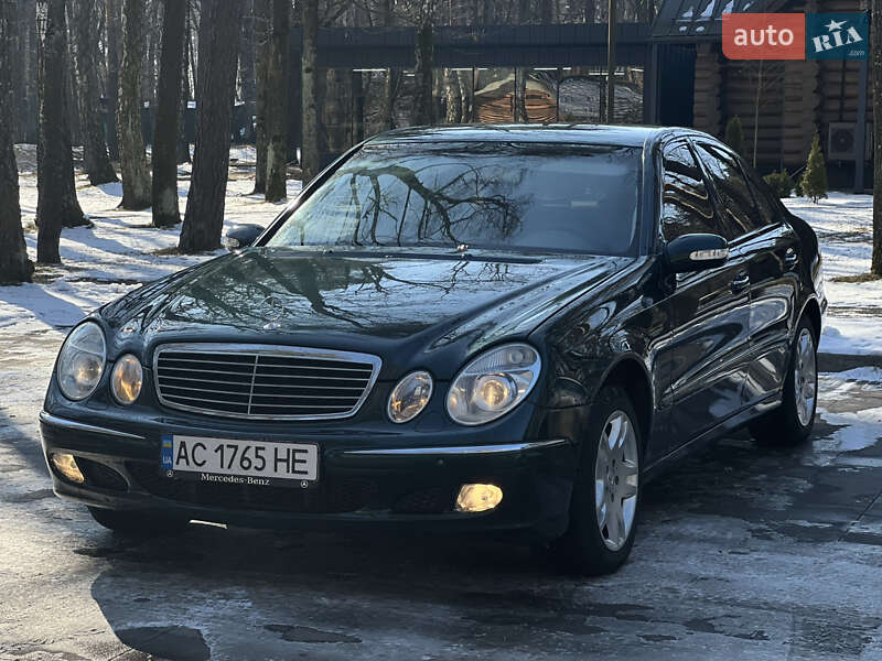 Седан Mercedes-Benz E-Class 2003 в Луцке