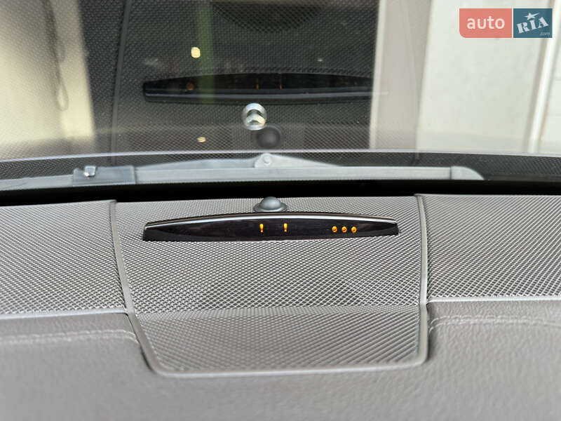 Седан Mercedes-Benz E-Class 2010 в Львове