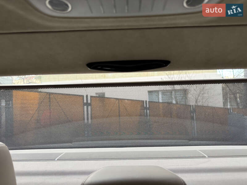 Седан Mercedes-Benz E-Class 2010 в Львове