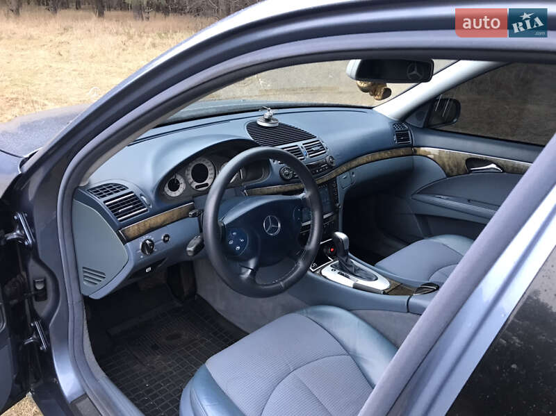 Универсал Mercedes-Benz E-Class 2004 в Днепре
