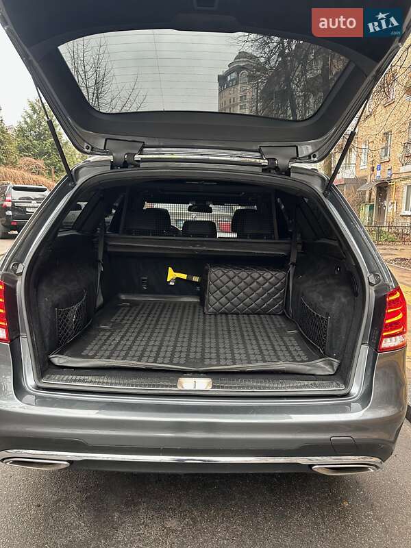 Універсал Mercedes-Benz E-Class 2015 в Києві фото 10 Універсал Mercedes-Benz E-Class 2015 в Києві