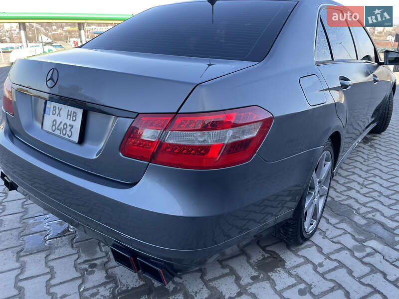 Седан Mercedes-Benz E-Class 2011 в Каменец-Подольском