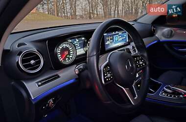 Седан Mercedes-Benz E-Class 2018 в 