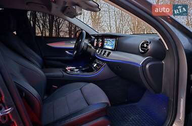 Седан Mercedes-Benz E-Class 2018 в 