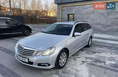 Універсал Mercedes-Benz E-Class 2010 в Луцьку