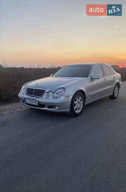 Седан Mercedes-Benz E-Class 2005 в Львові