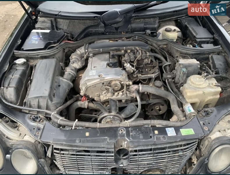 Седан Mercedes-Benz E-Class 1995 в Тульчине