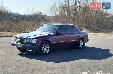 Седан Mercedes-Benz E-Class 1992 в Ровно