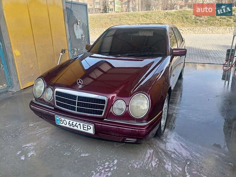 Седан Mercedes-Benz E-Class 1998 в Тернополе
