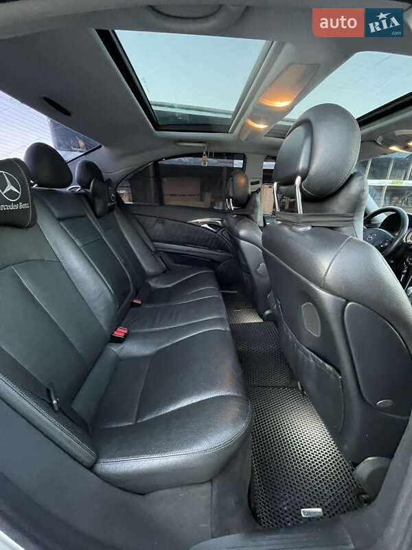 Седан Mercedes-Benz E-Class 2003 в Сокирянах