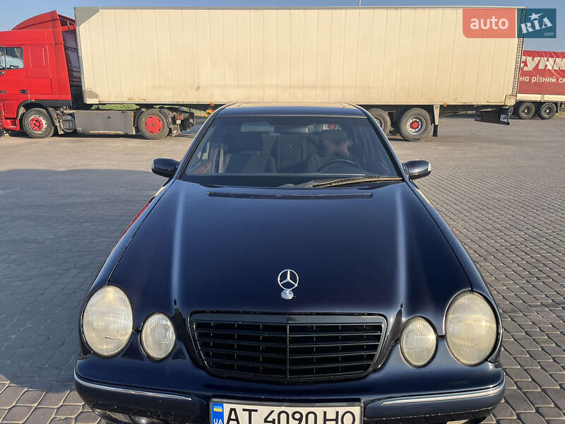 Седан Mercedes-Benz E-Class 2002 в Харькове