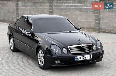 Седан Mercedes-Benz E-Class 2005 в Мукачевому