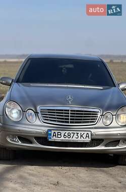 Седан Mercedes-Benz E-Class 2003 в Жмеринці