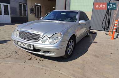 Седан Mercedes-Benz E-Class 2003 в Гайвороне