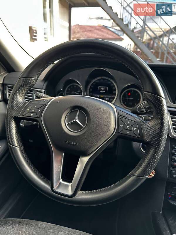 Седан Mercedes-Benz E-Class 2012 в Луцке