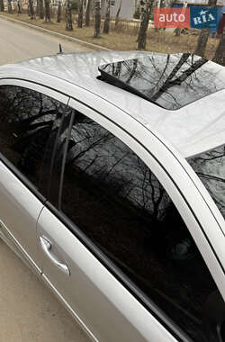 Седан Mercedes-Benz E-Class 2002 в 