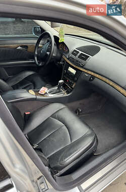 Седан Mercedes-Benz E-Class 2002 в 