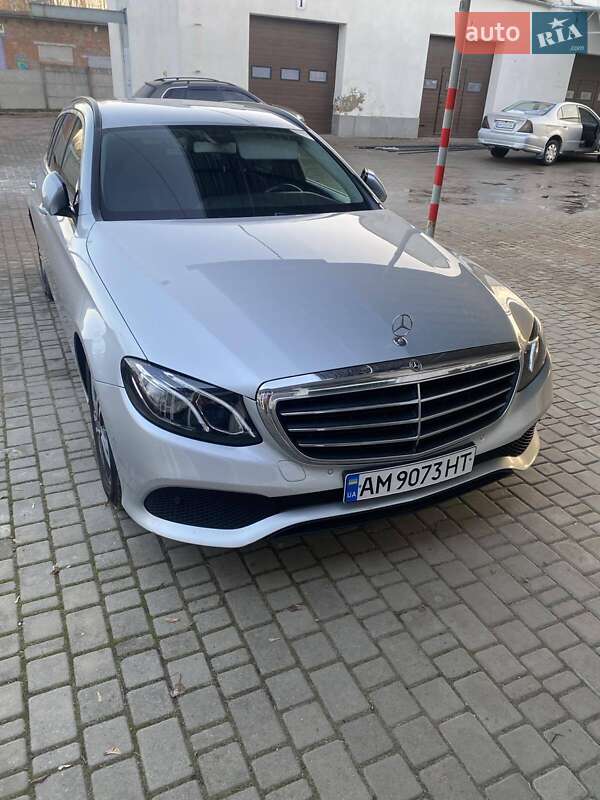 Универсал Mercedes-Benz E-Class 2017 в Бердичеве