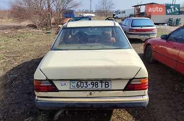 Седан Mercedes-Benz E-Class 1991 в 