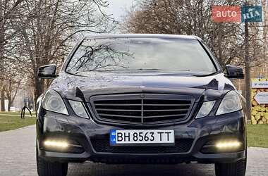 Седан Mercedes-Benz E-Class 2012 в 
