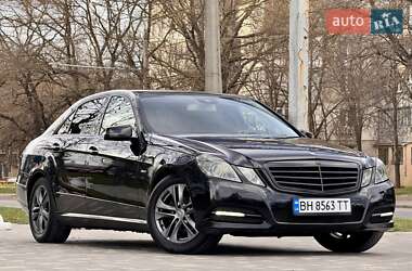 Седан Mercedes-Benz E-Class 2012 в 