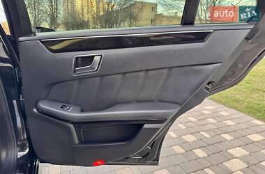 Седан Mercedes-Benz E-Class 2012 в 