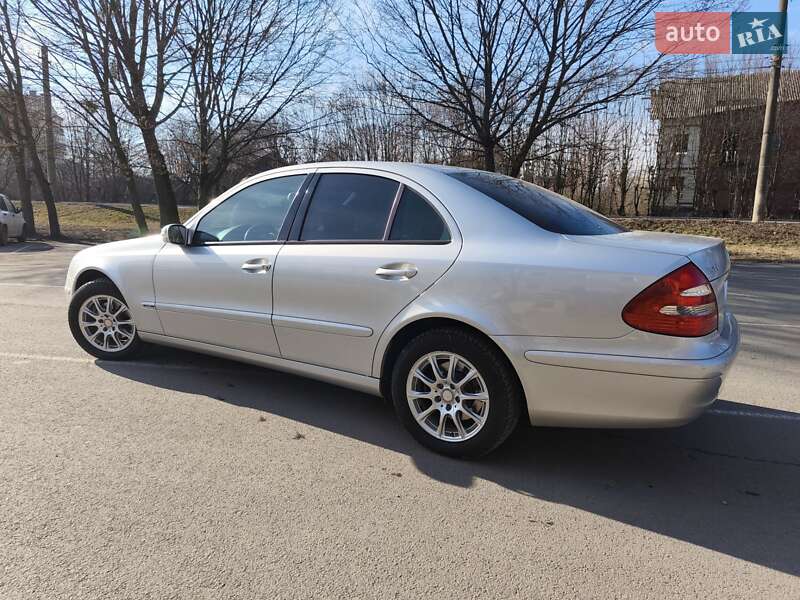 Седан Mercedes-Benz E-Class 2003 в Івано-Франківську
