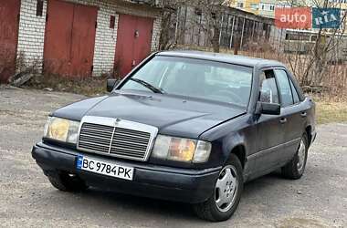 Седан Mercedes-Benz E-Class 1987 в 