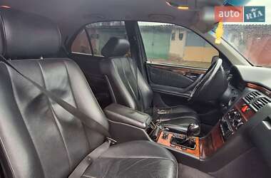 Седан Mercedes-Benz E-Class 2001 в 