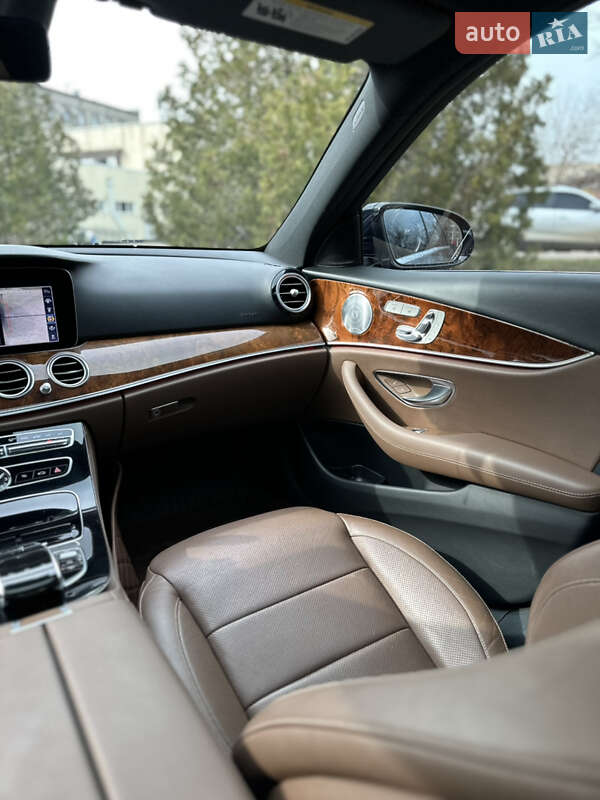 Седан Mercedes-Benz E-Class 2017 в Харкові